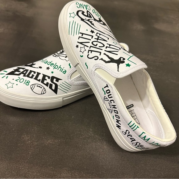 Eagles Shoes - Picture 7 of 8